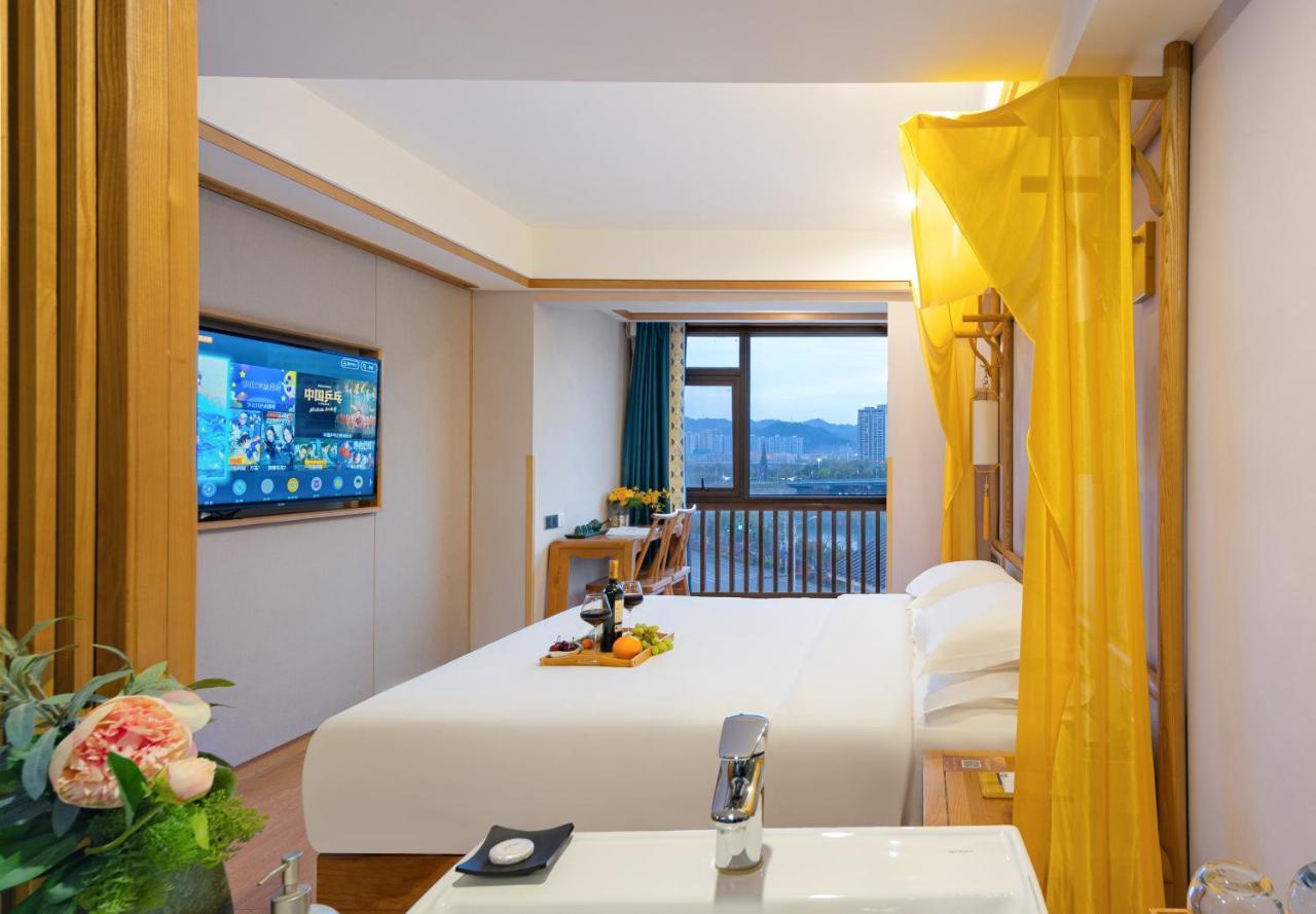Xiangxi'S Love - Yangyun Hotel Чжанцзяцзе Экстерьер фото